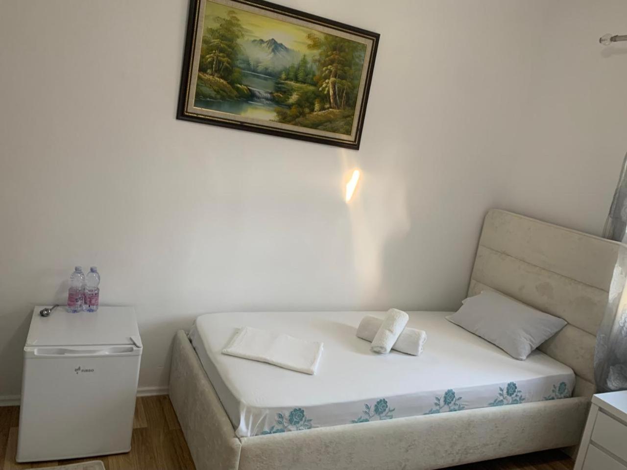 Ferienwohnung Flat In Berat'S Center Exterior foto