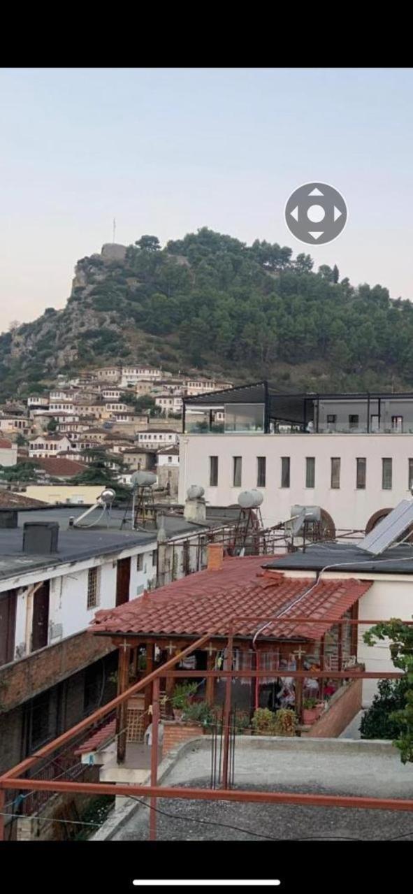 Ferienwohnung Flat In Berat'S Center Exterior foto