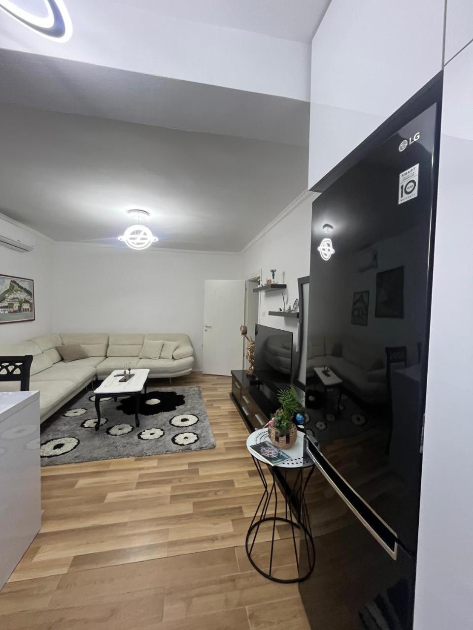 Ferienwohnung Flat In Berat'S Center Exterior foto